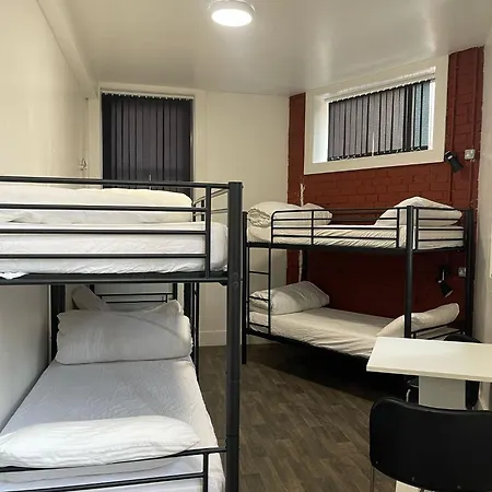 Rahman Hostel Manchester Exterior photo