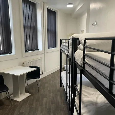 Rahman Hostel Manchester Exterior photo