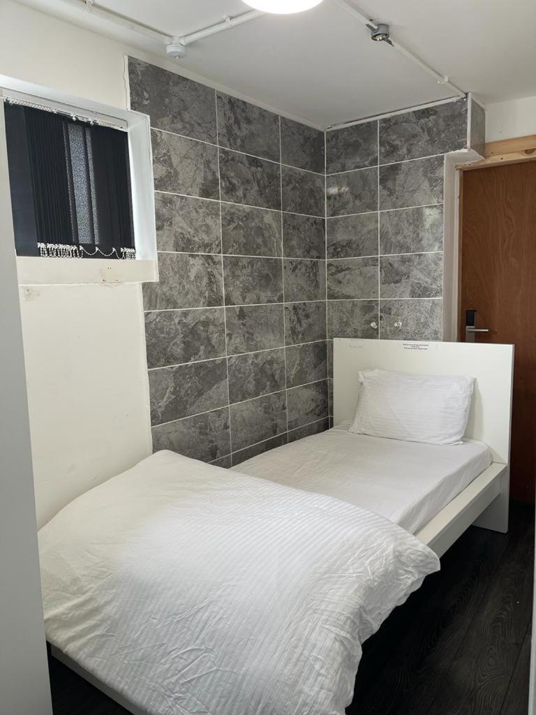 Rahman Hostel Manchester
