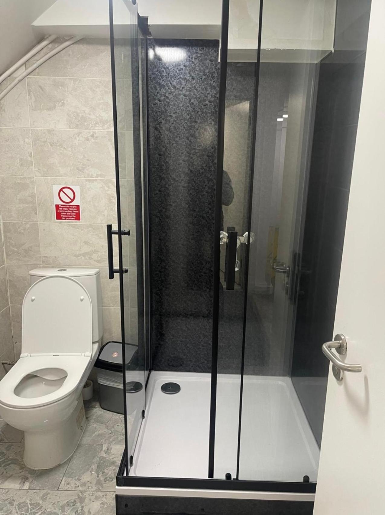 Rahman Hostel Manchester